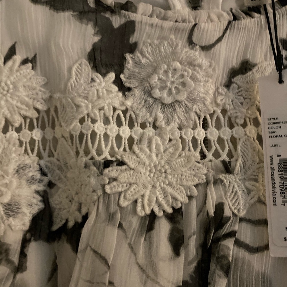 Dress - Picture 3 of 5